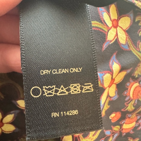 Frye Odetta Floral Long Sleeve Blouse
Size Small - Picture 8 of 9